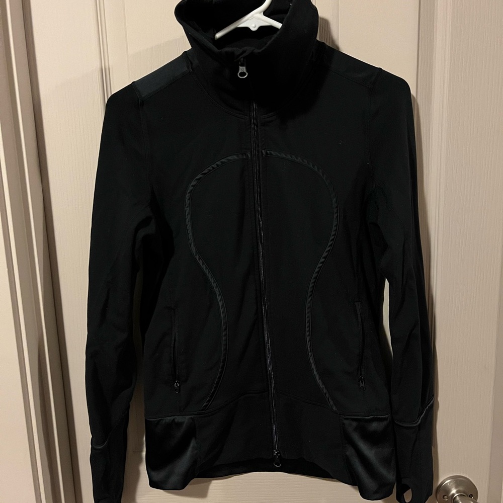 Lululemon jacket for women’s